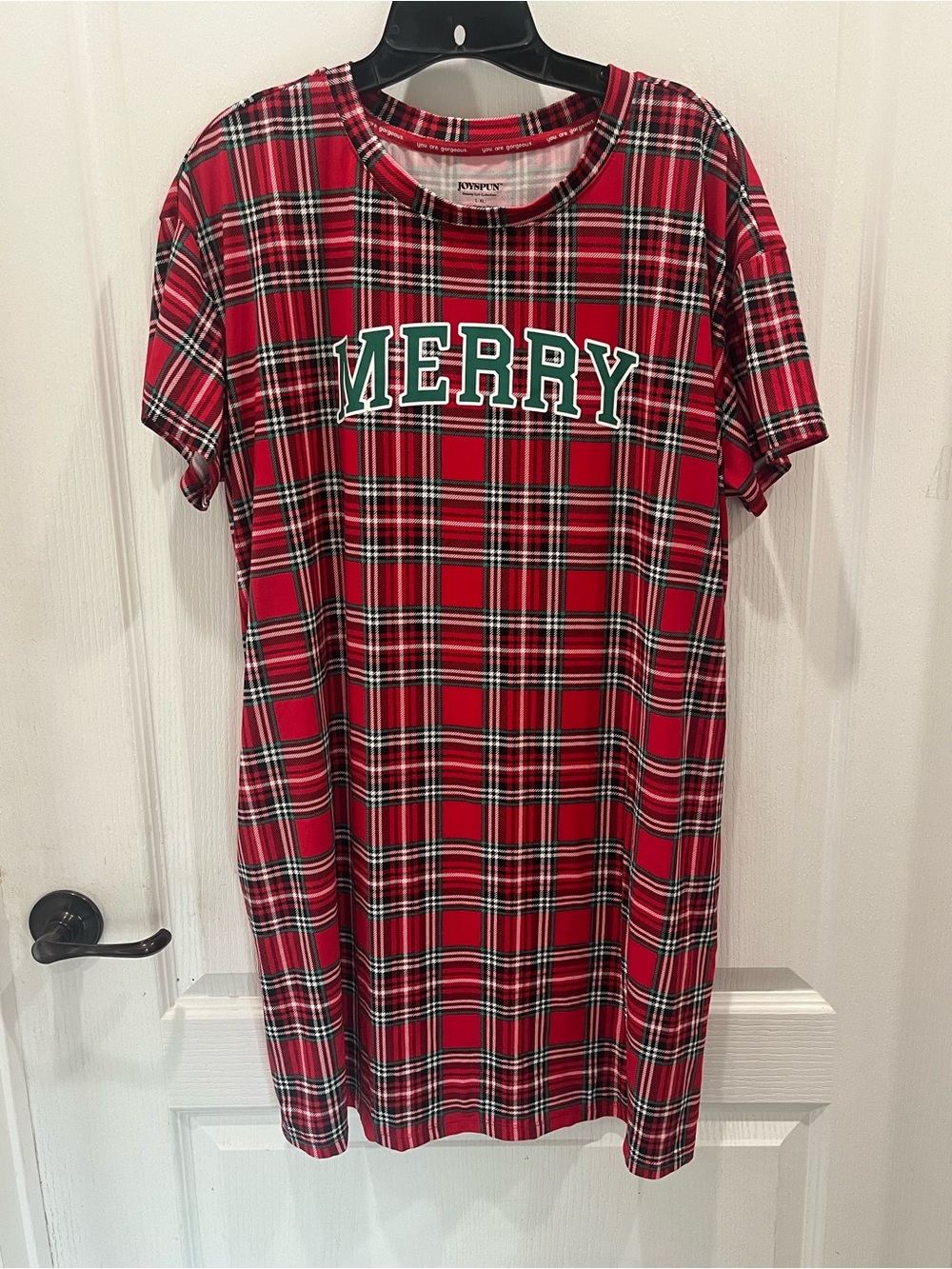 Red Plaid 'MERRY' Nightshirt - Women's Holiday Sleep Tee